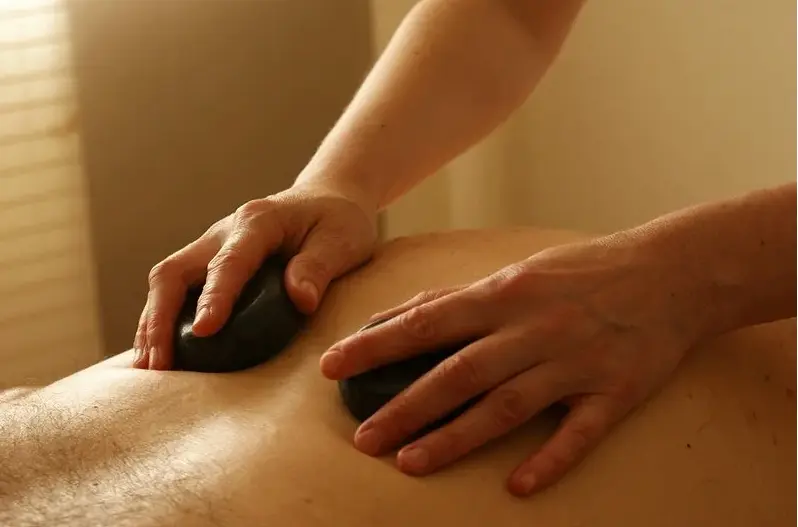 The Best Hand And Stone Deep Tissue Massage Therapist 1 hand and stone deep tissue massage therapist